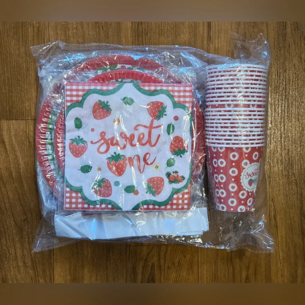 Sweet One Strawberry Party Supplies Set